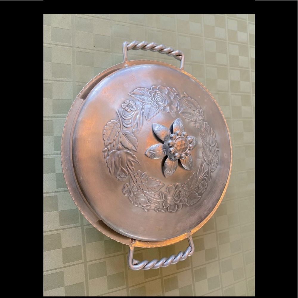 Vintage aluminum cookware
